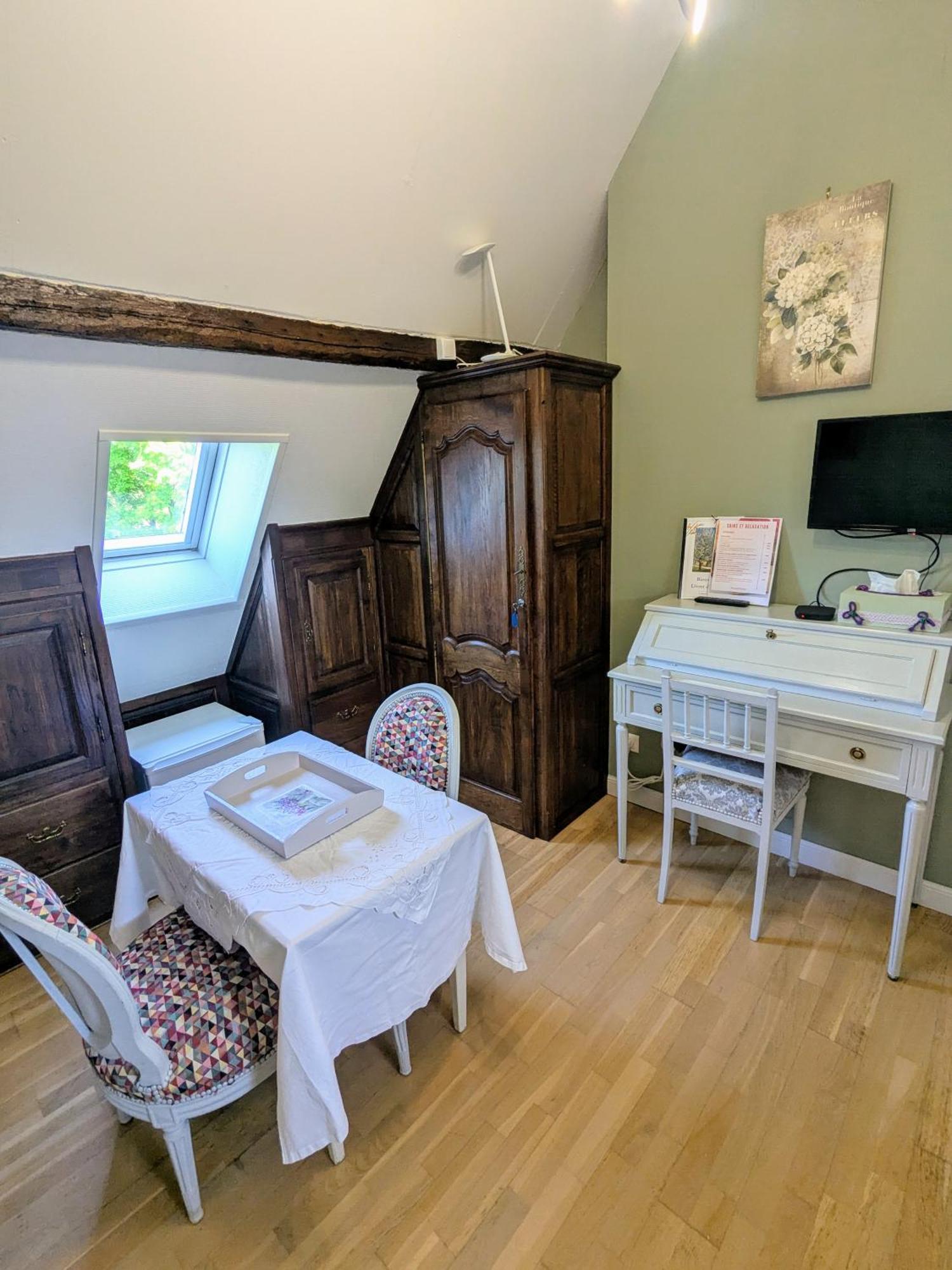 Hotel La Borie Du Chevrier Sainte-Croix-de-Beaumont Esterno foto